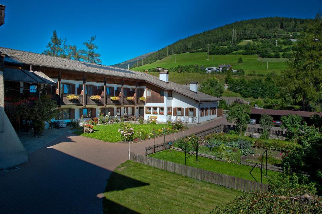 Residence Die Faerbe Vipiteno Eksteriør bilde